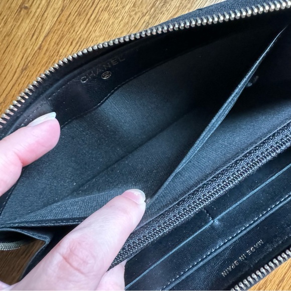 Chanel 2014 Interlocking CC Quilted Continental Zip Around Wallet - Picture 11 of 17